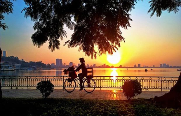 Top 8 địa điểm du lịch Hà Nội - Hồ Tây
