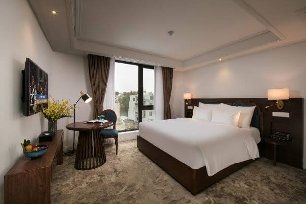 Top 10 khách sạn Hà Nội có hồ bơi - Khách sạn The Oriental Jade Hotel & Spa Hà Nội