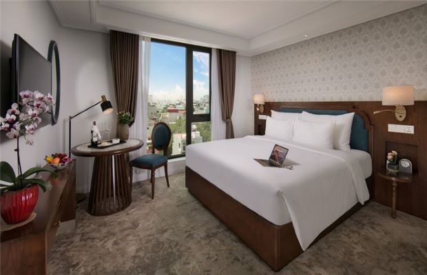 Top 10 khách sạn Hà Nội có bồn tắm - Khách sạn The Oriental Jade Hotel & Spa Hà Nội